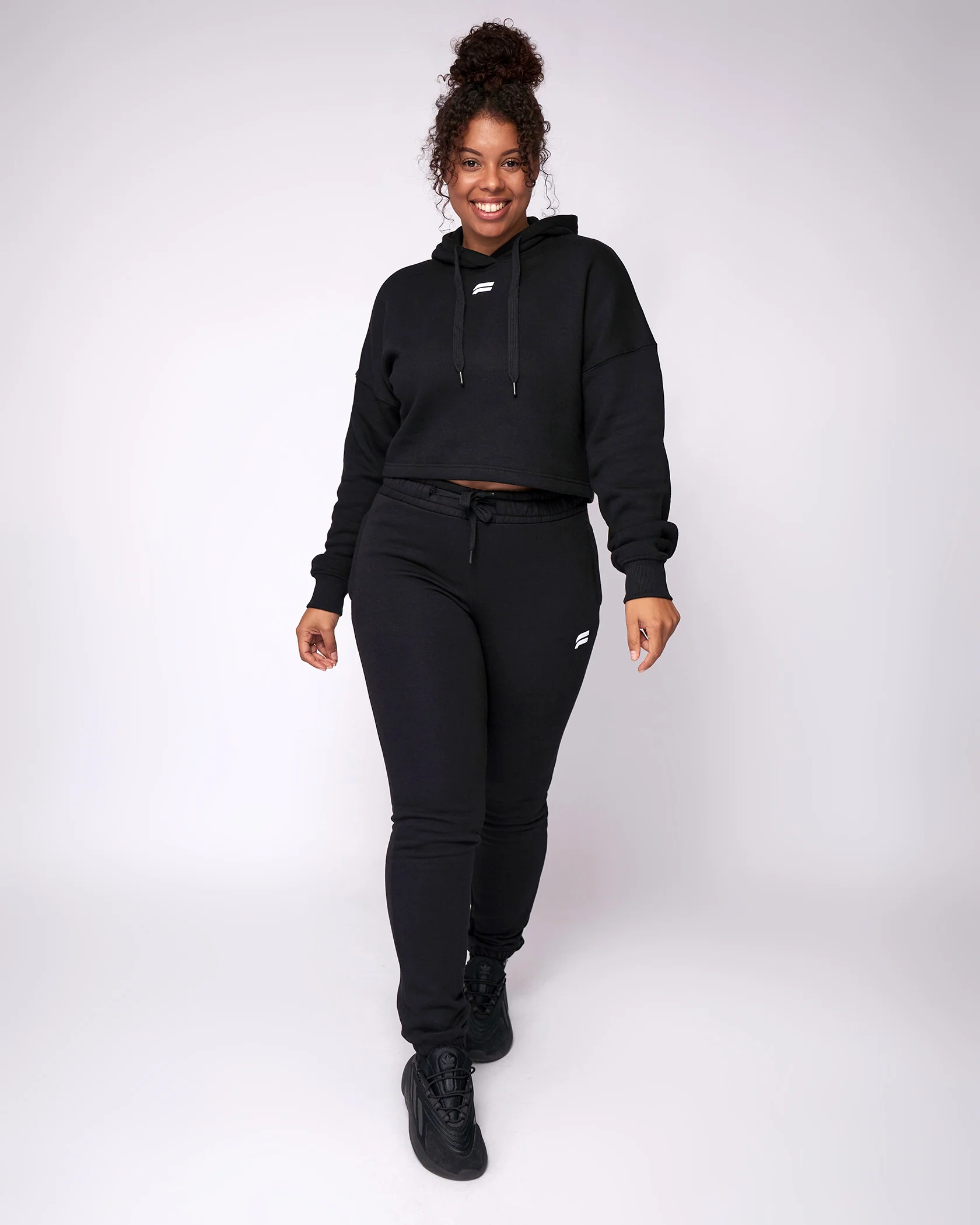Essential Comfy Jogger - Black - Image 4