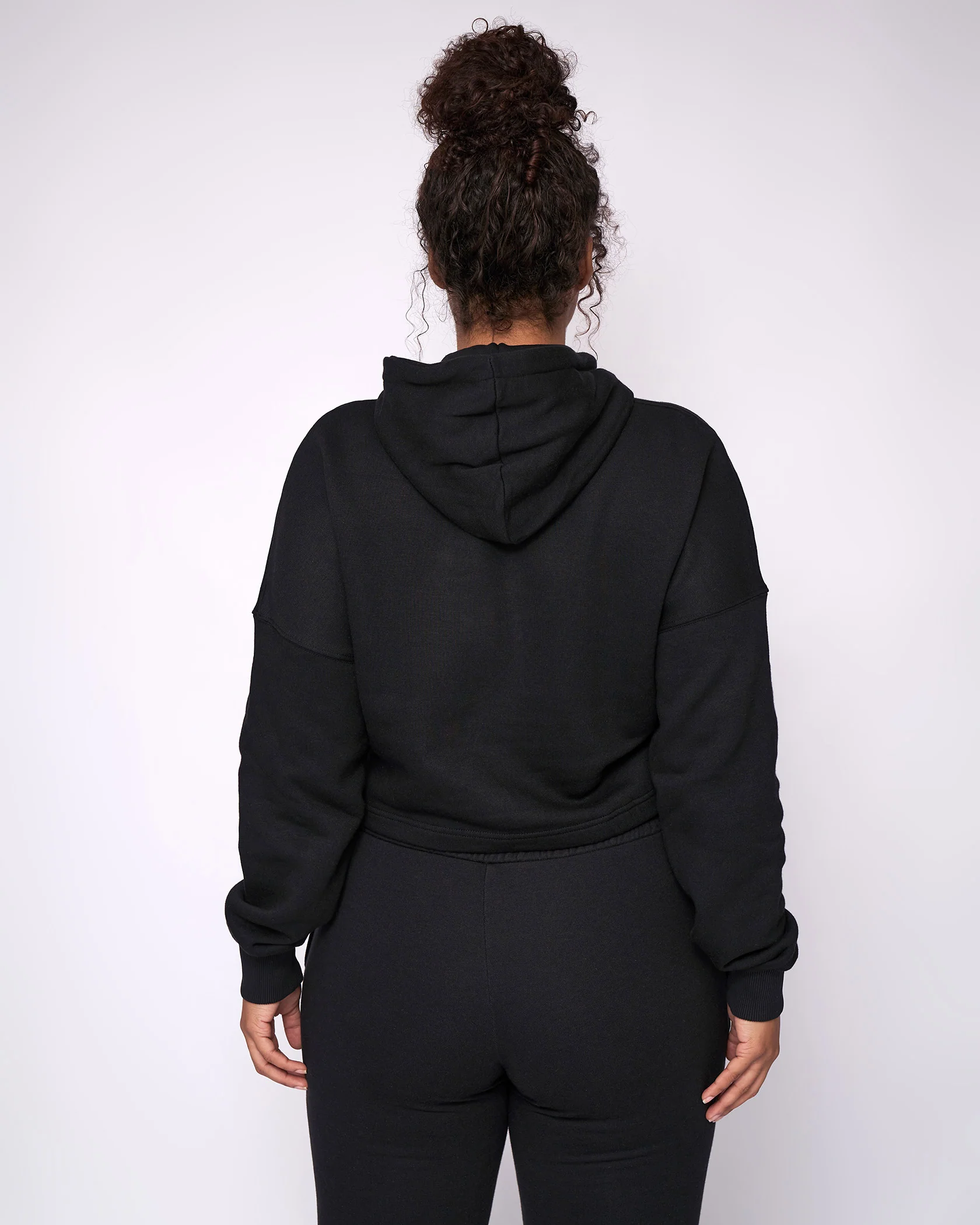 Essential Cropped Hoodie - Black - Image 4