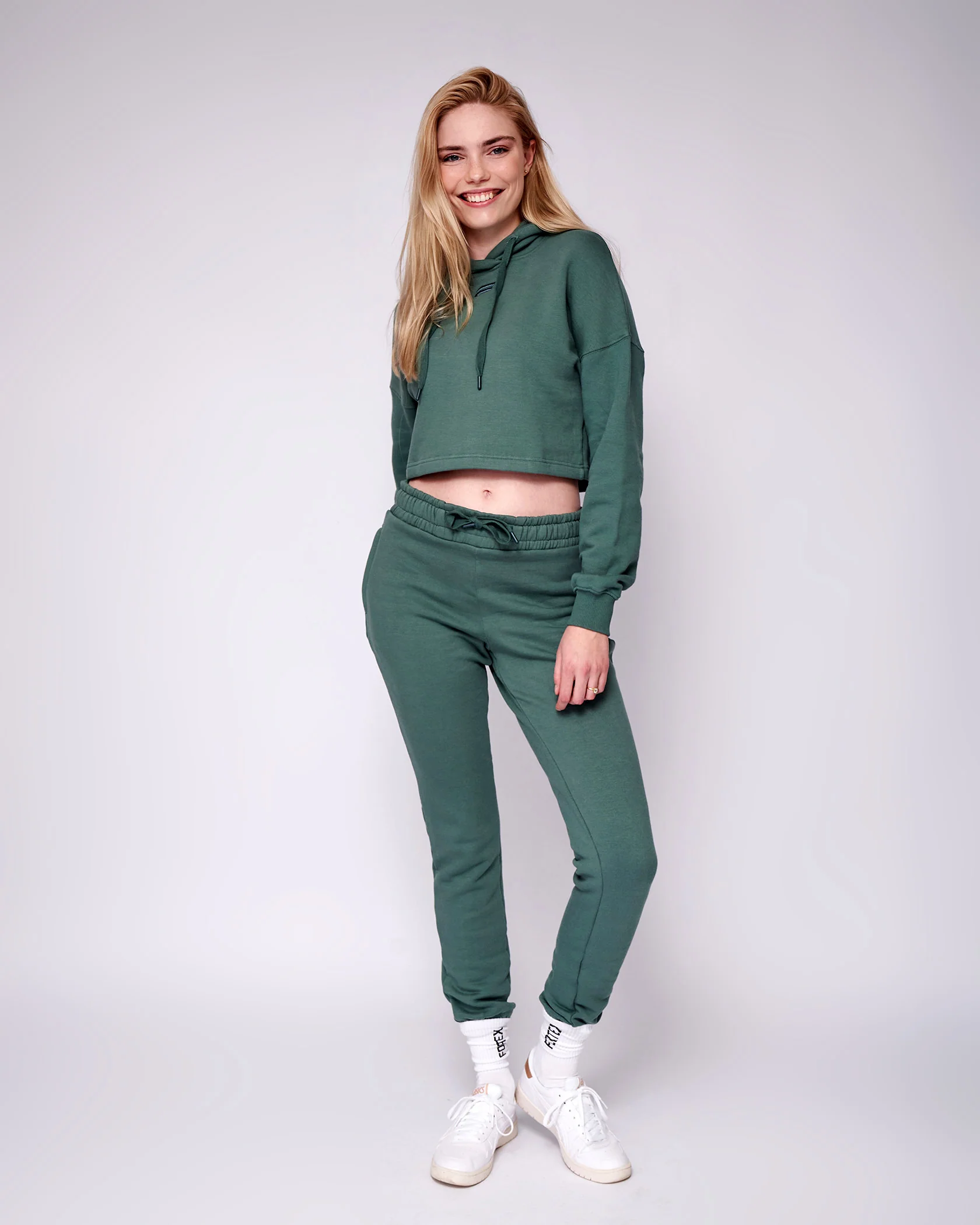 Essential Cropped Hoodie - Pine - Image 4