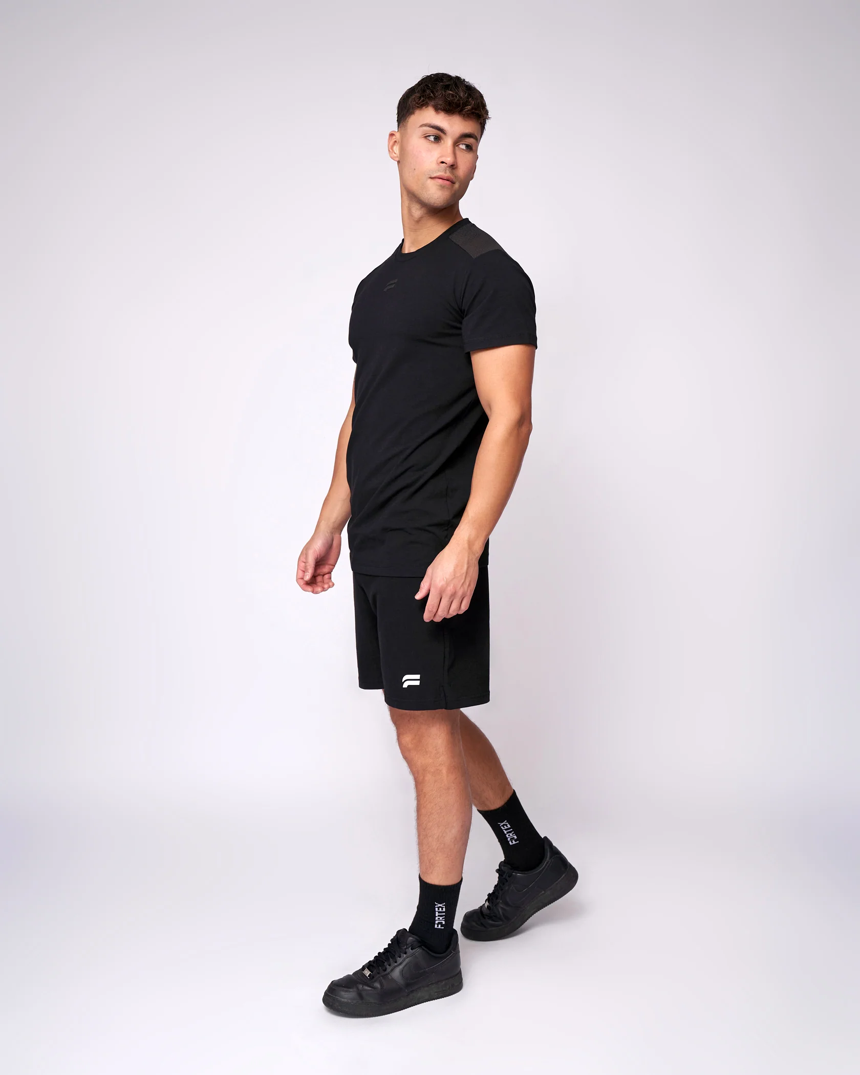 Essential Grip T-Shirt - Black - Image 4