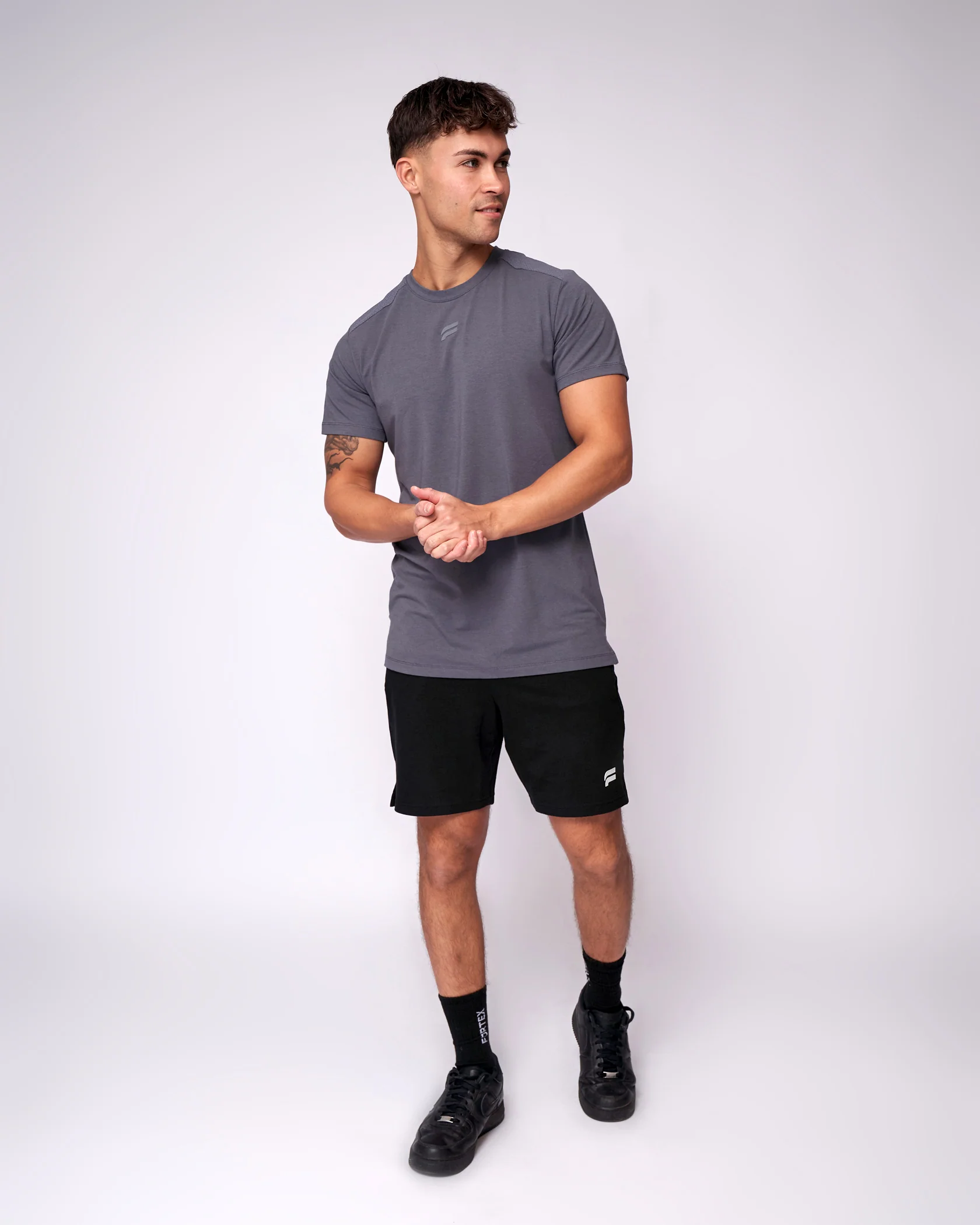Essential Grip T-Shirt - Charcoal - Image 7