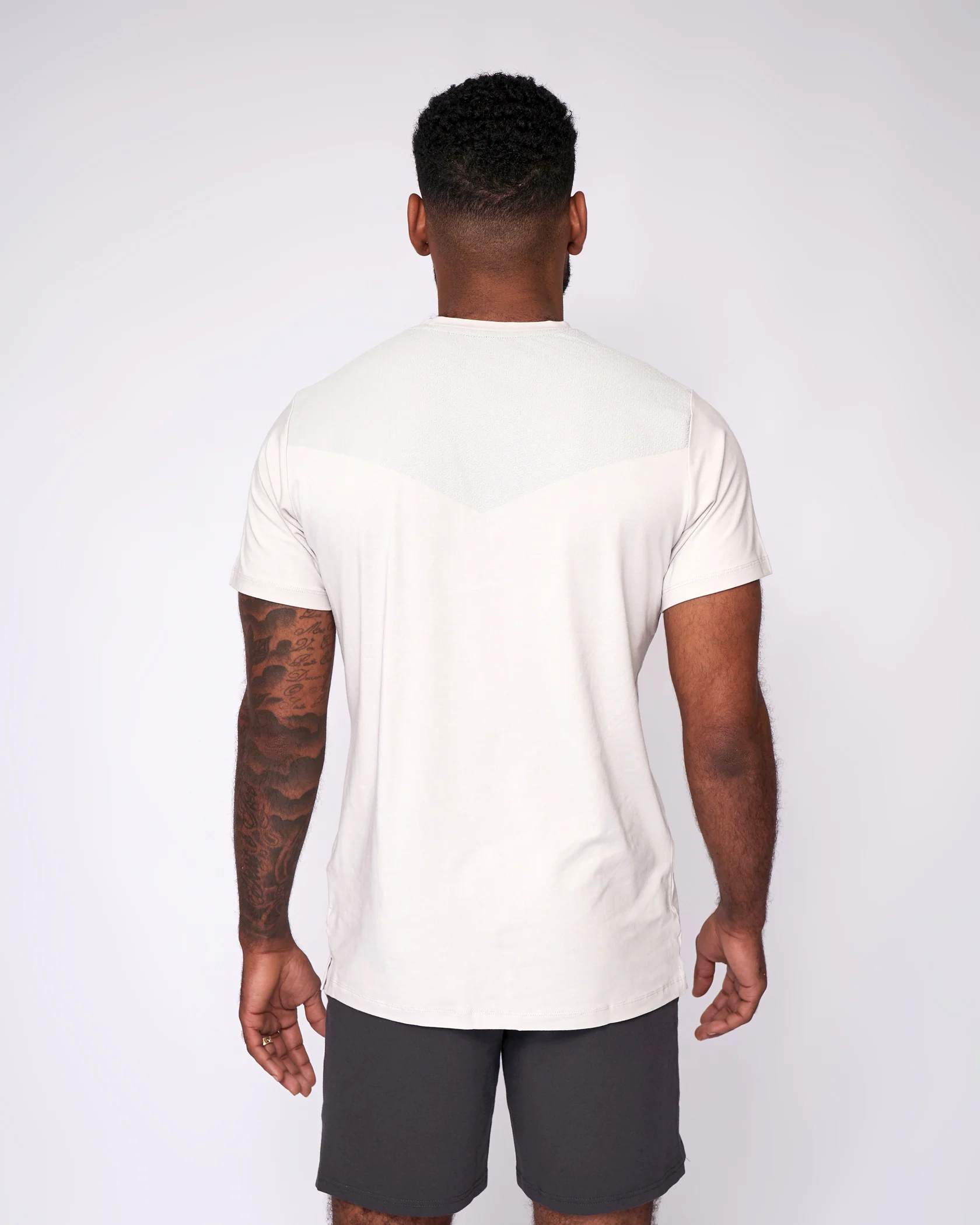 Essential Grip T-Shirt - Cloud Grey - Image 3