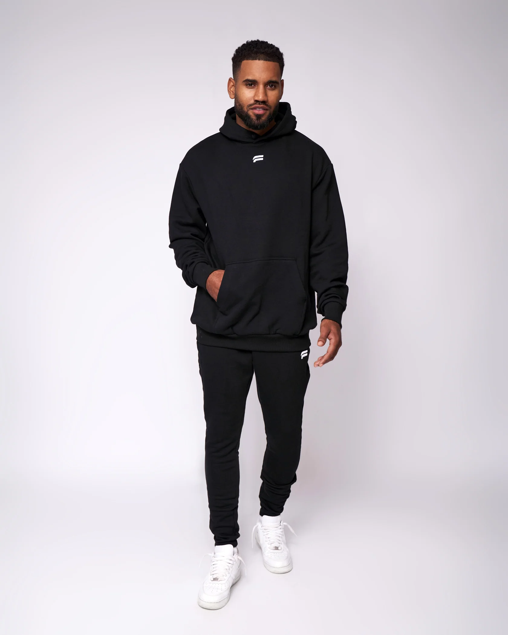 Essential Jogger - Black - Image 6