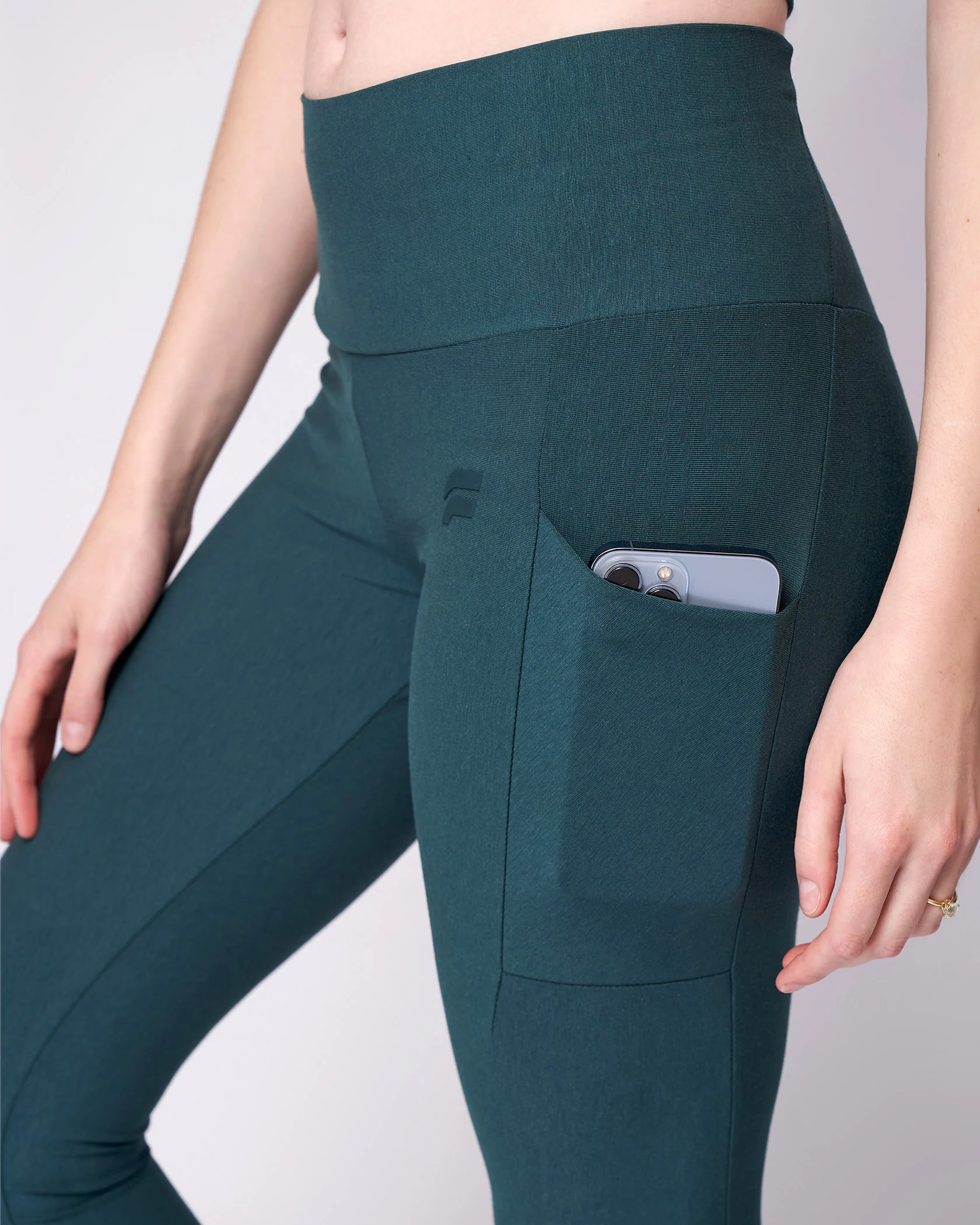 Essential Leggings - Emerald - Image 6