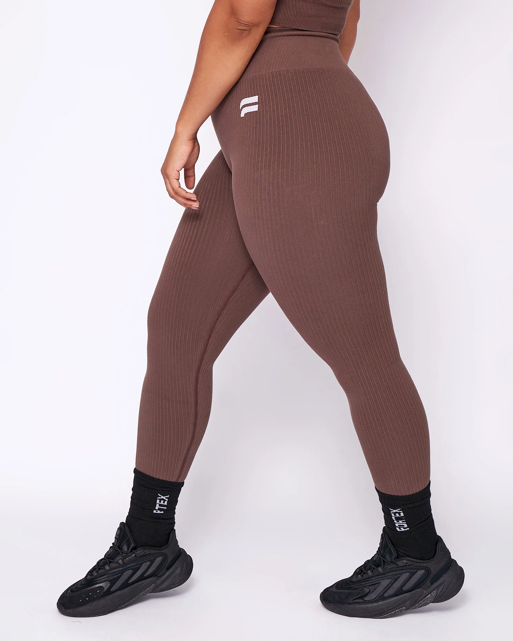 Essential Seamless Leggings - Chocolate - Image 7