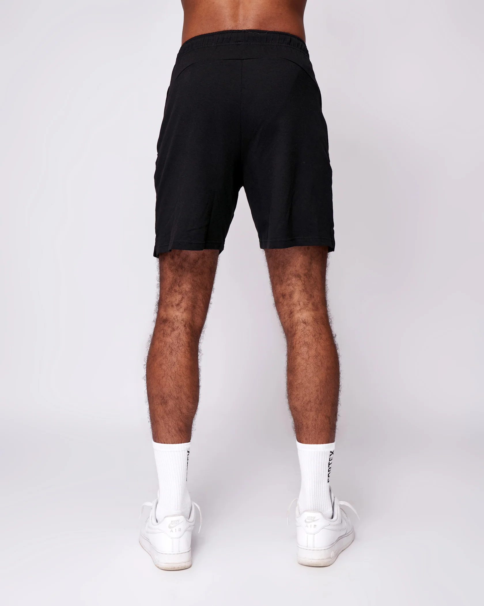 Essential Shorts - Black - Image 4