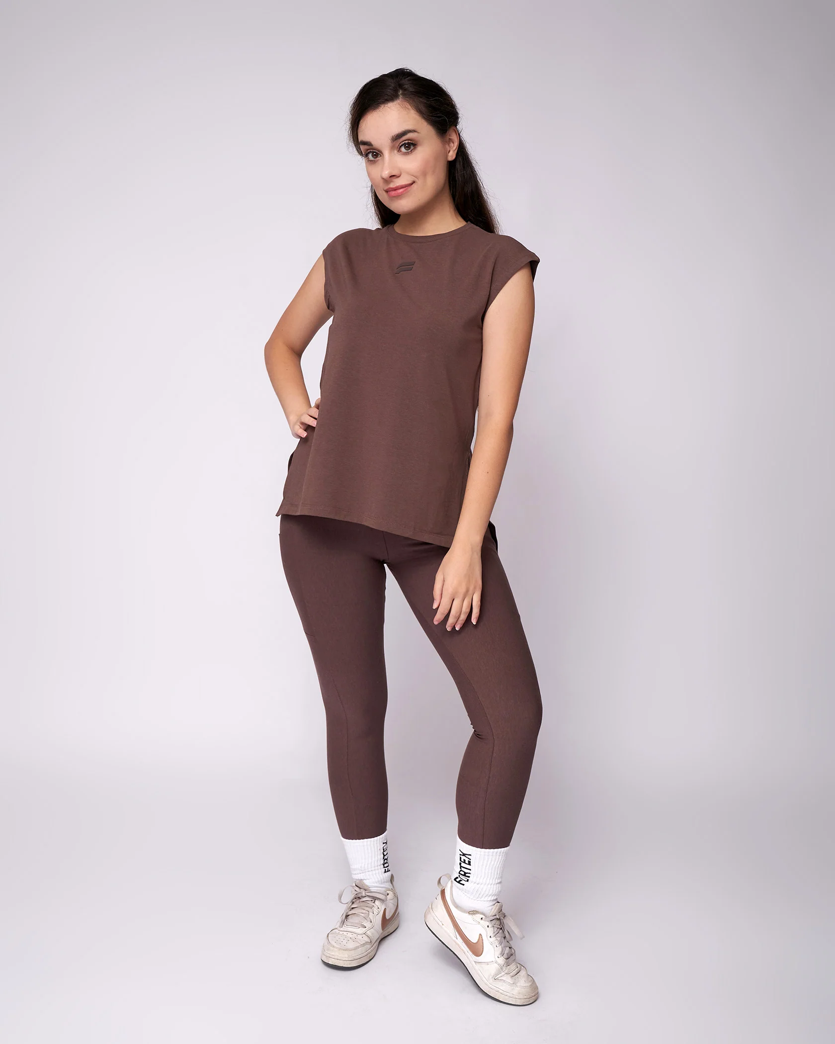 Essential T-Shirt - Chocolate - Image 3