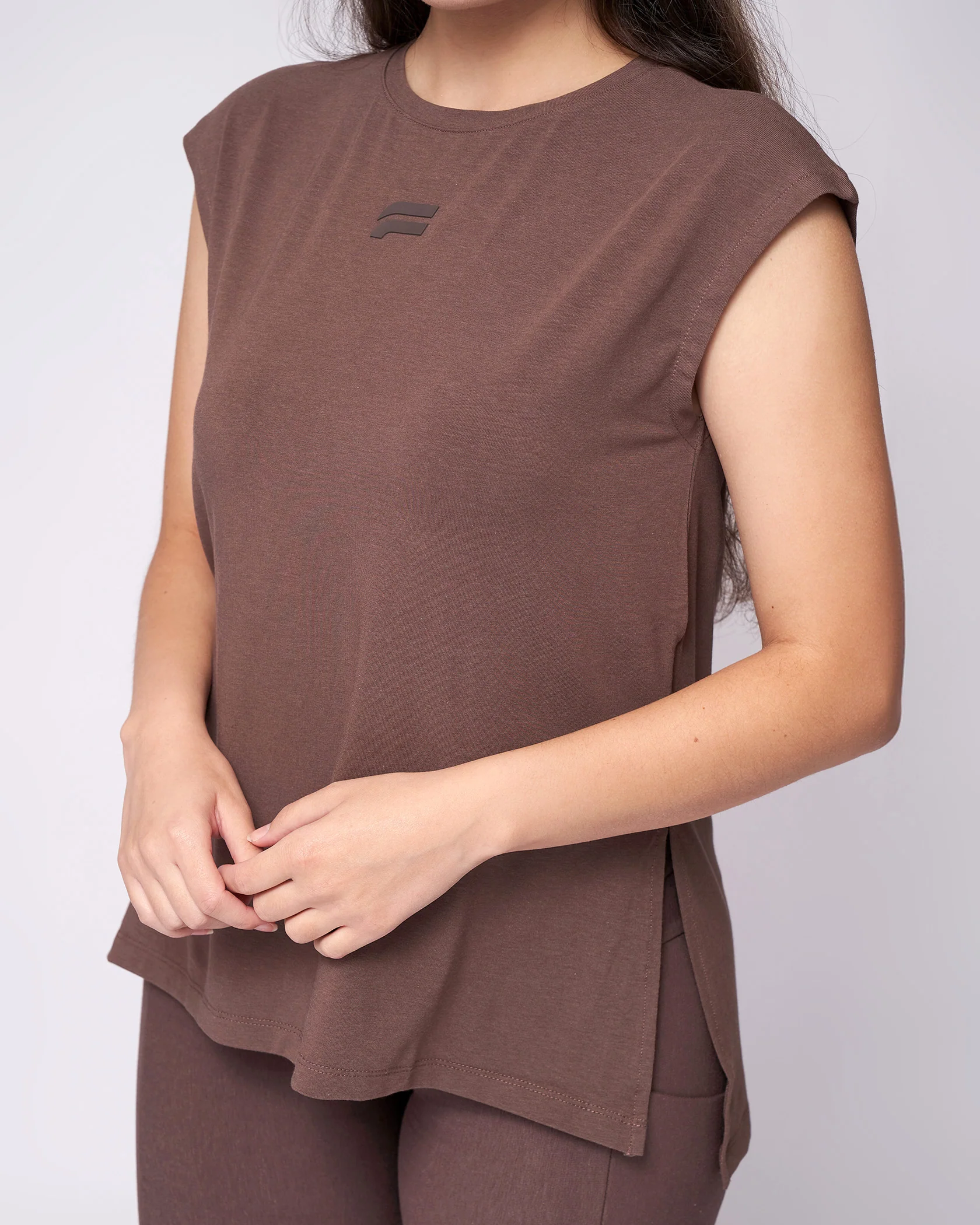 Essential T-Shirt - Chocolate - Image 5