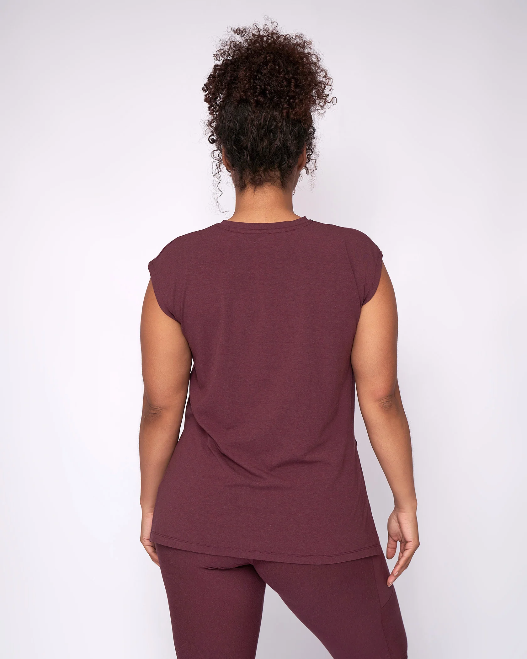 Essential T-Shirt - Old Mauve - Image 4