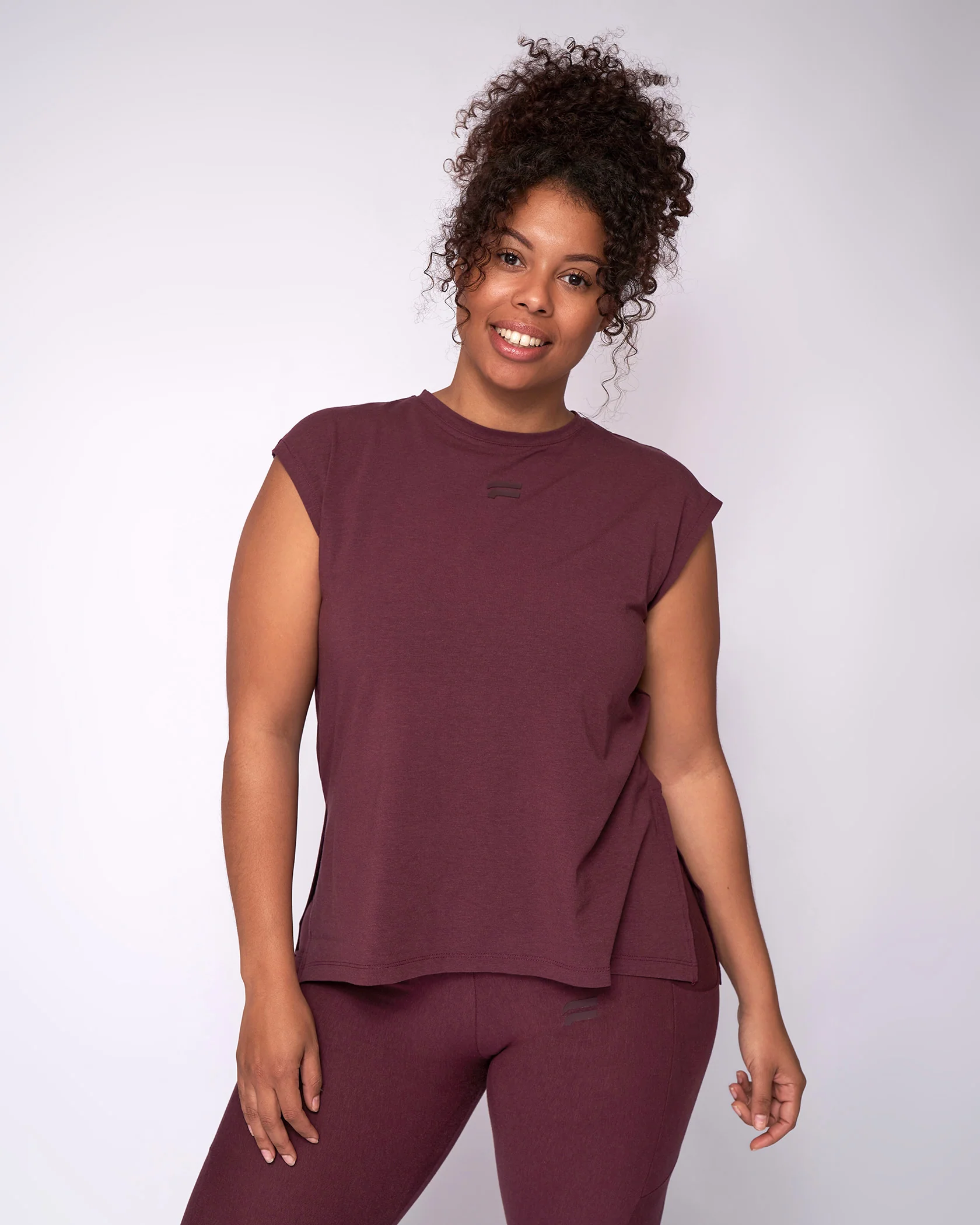 Essential T-Shirt - Old Mauve - Image 5
