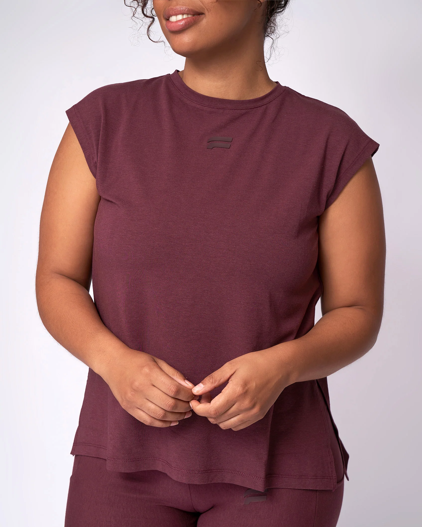 Essential T-Shirt - Old Mauve - Image 6