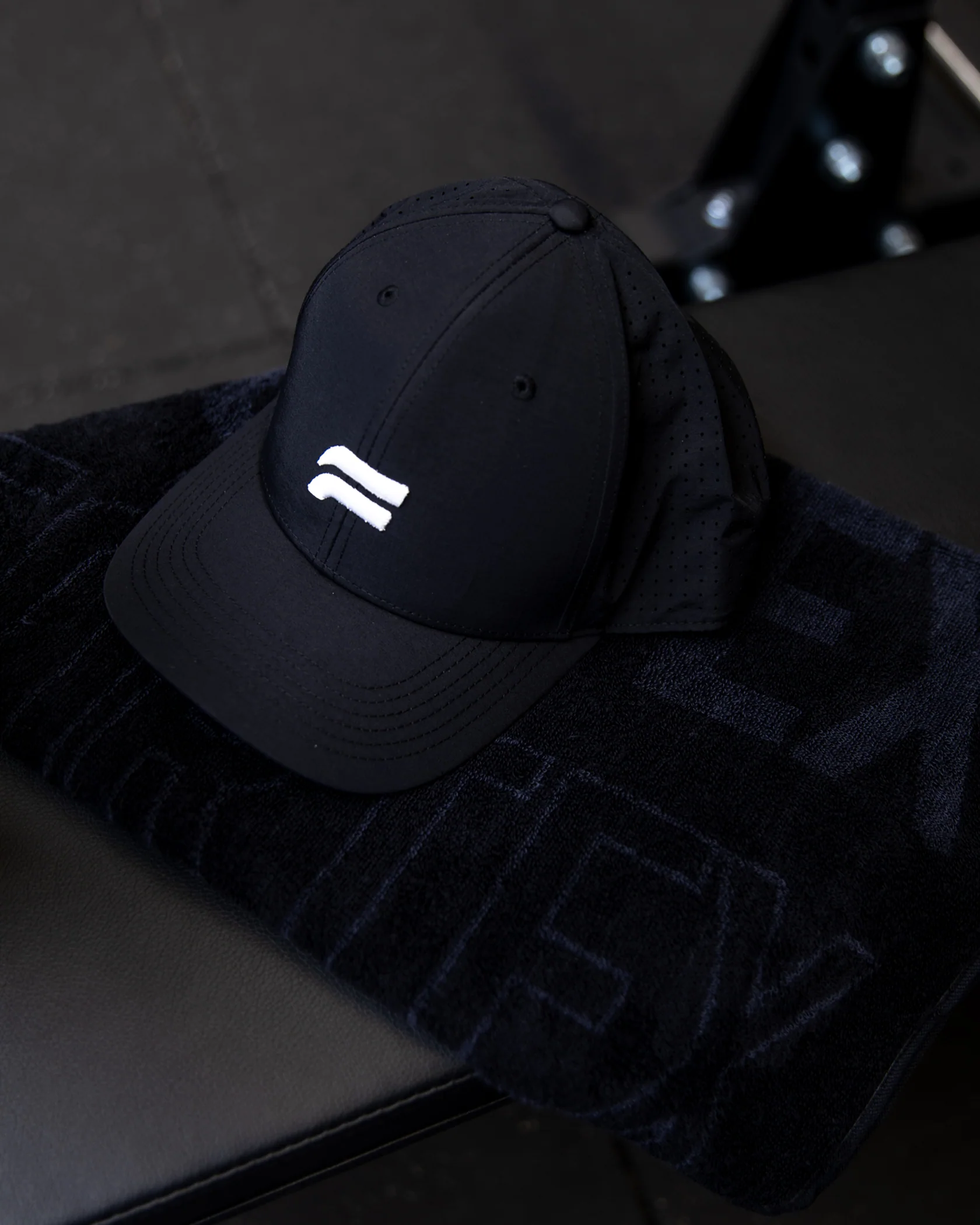 Logo Cap - Black - Image 5